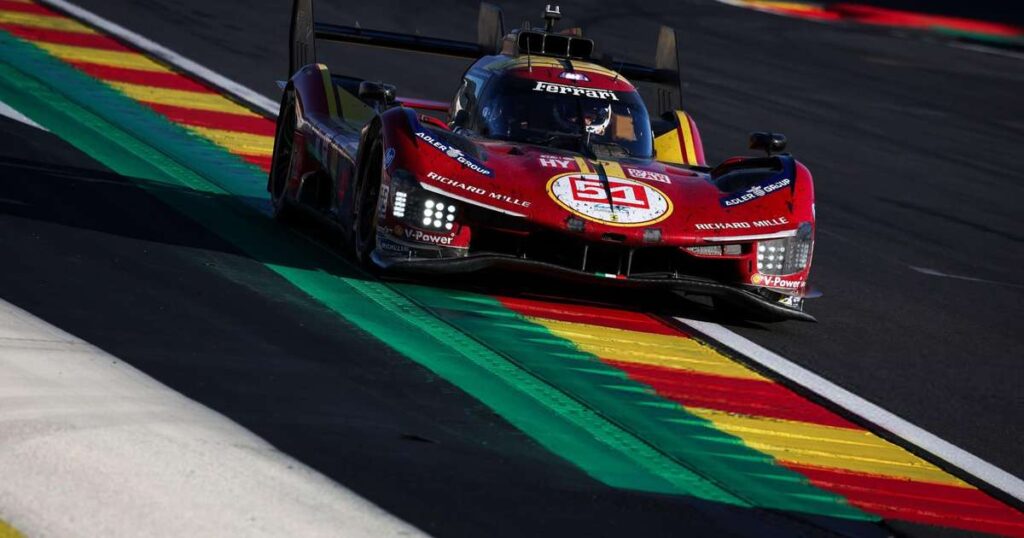Divulga&ccedil;&atilde;o / Ferrari