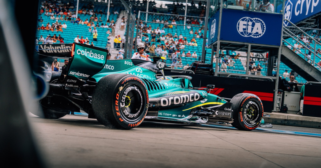 Aston Martin F1 / Reprodu&ccedil;&atilde;o