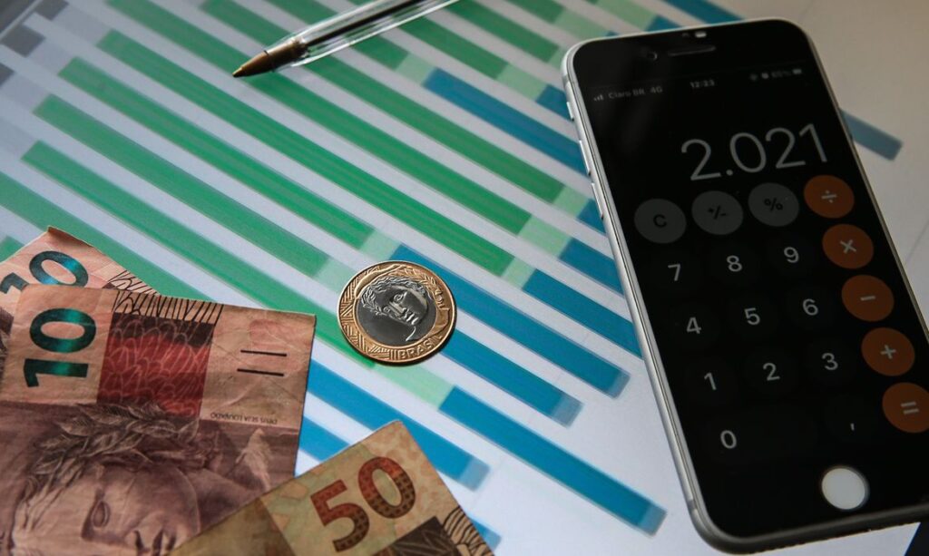 Novo Desenrola: governo lança simulador para facilitar renegociação de dívidas