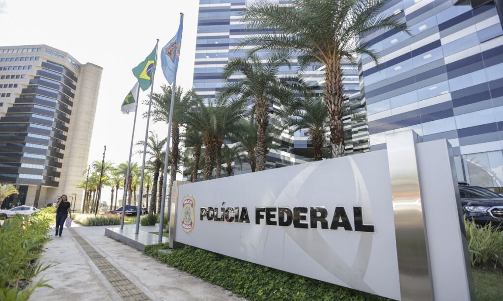 tação ao Brasil", disse a PF em nota. Investigado no âmbito da 6ª fase da Operaç