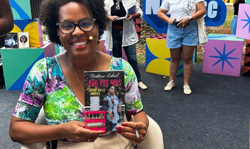Cristiane Sobral: a literatura negra como pilar de resistência e identidade em debate