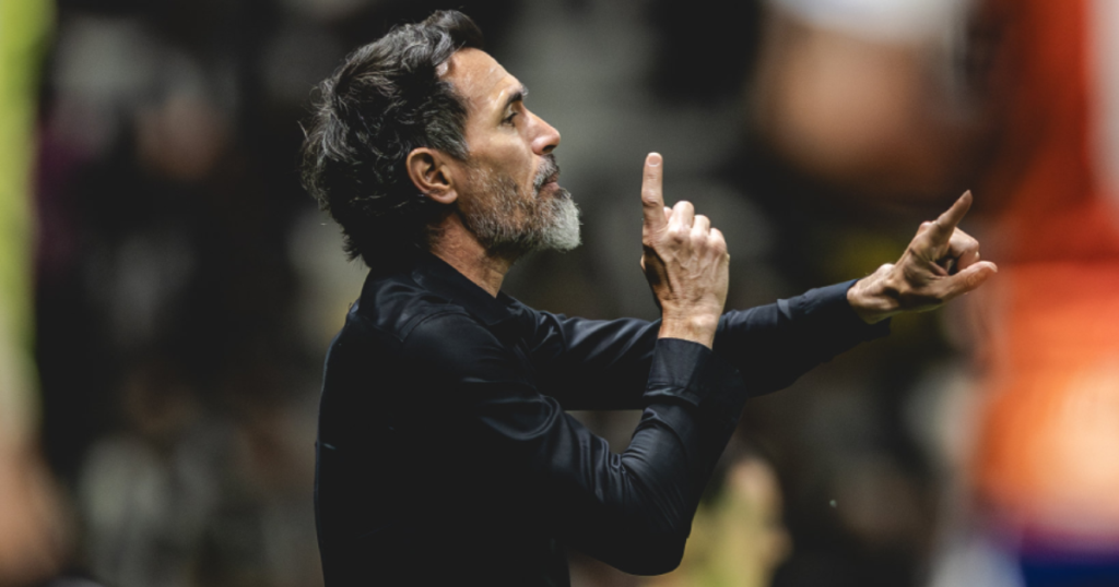 Eduardo Domínguez detalha recuperação de Scarpa e Lyanco e projeta futuro do Atlético-mg
