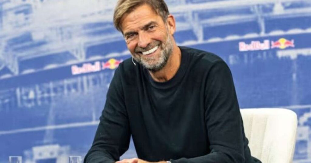 Jürgen Klopp é liberado pela Red Bull e assume comando da seleção alemã em novo ciclo