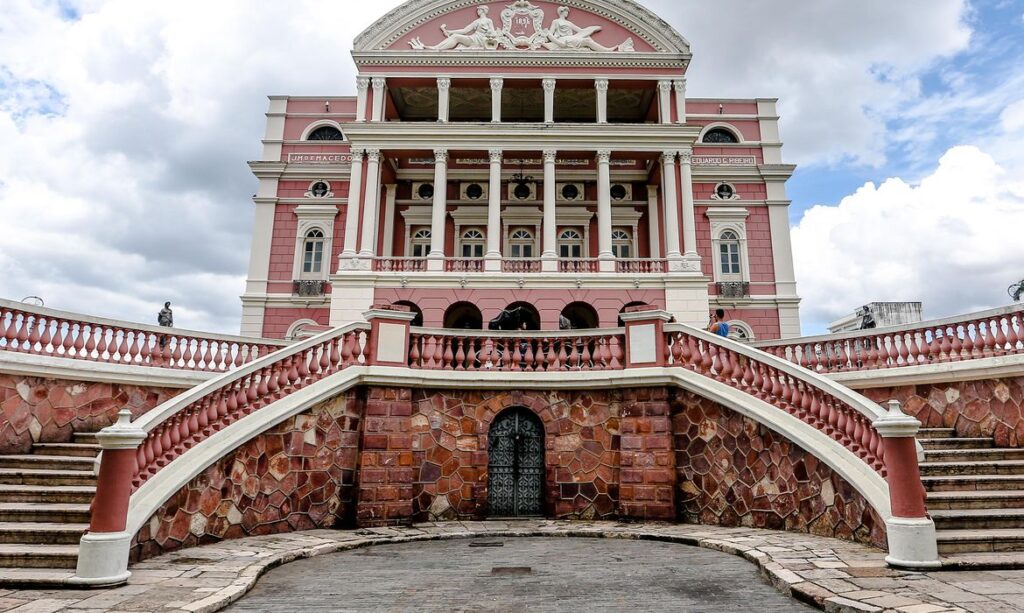 Teatro Amazonas disputa reconhecimento como Patrimônio Mundial em votação na Coreia do Sul