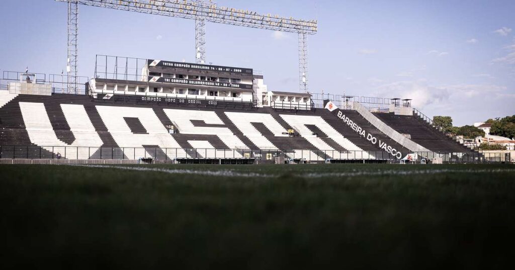 Vasco endurece negociação por Cauan Barros em meio a interesse europeu
