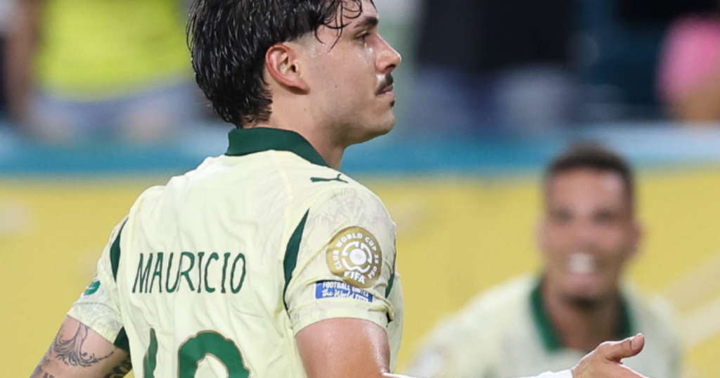 Maurício brilha em retorno ao Palmeiras e comenta futuro no clube após Copa do Mundo
