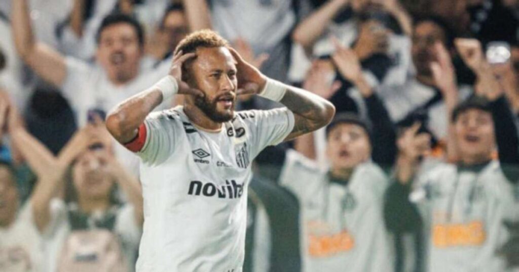 Neymar desmente atrito com jovens do Santos e acusa imprensa de 'mentiras' após empate
