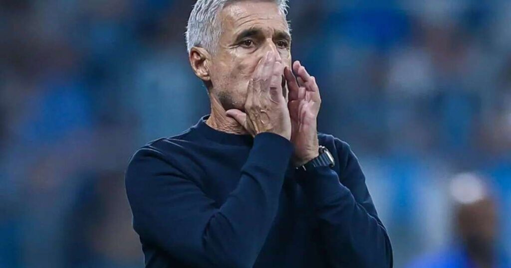 Grêmio garante milhões com classificação na Copa do Brasil e alivia pressão