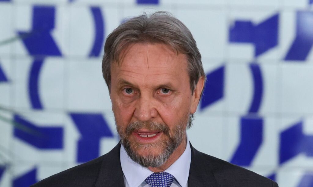 Líder do PT na Câmara apresenta quadro estável após sofrer AVC isquêmico