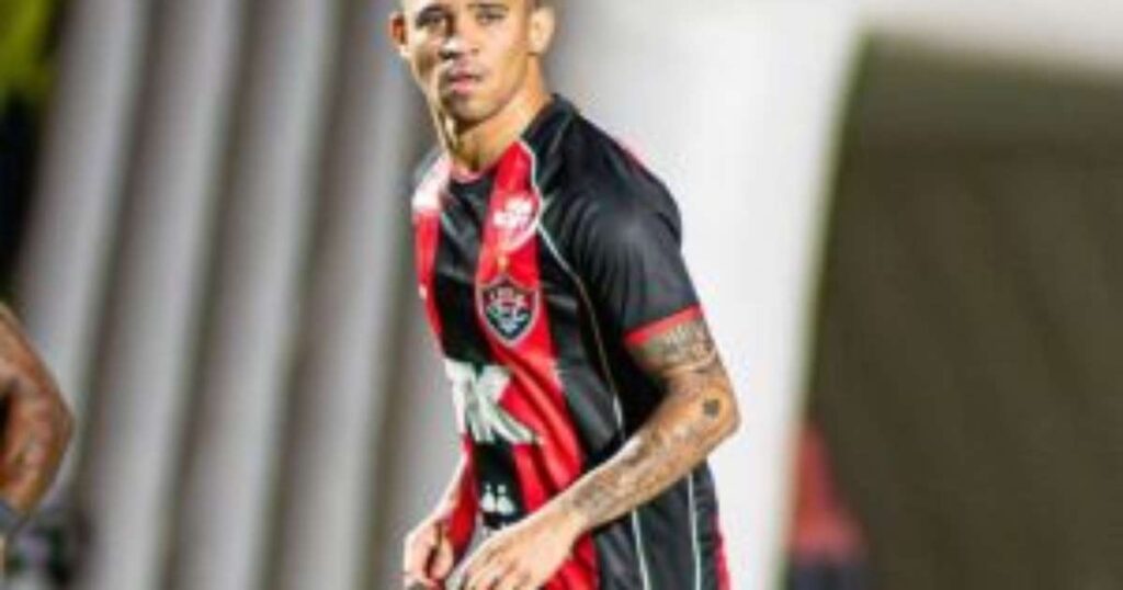 Vitória e Botafogo buscam reabilitação no Brasileirão em confronto no Barradão