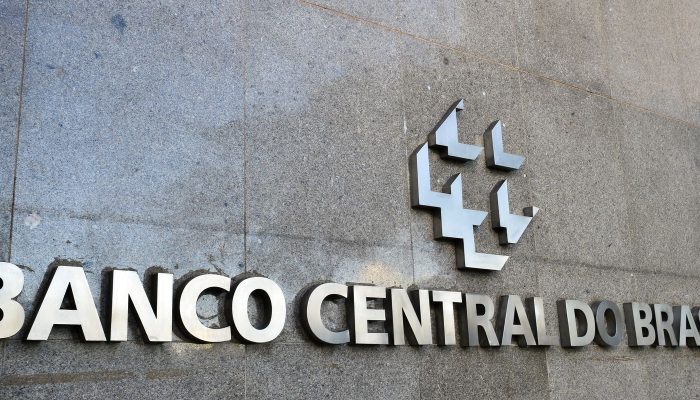 Banco Central encerra atividades do Grupo Simpala após detectar irregularidades financeiras