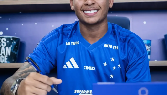 Cruzeiro assegura futuro com contratos longos para jovens promessas da base