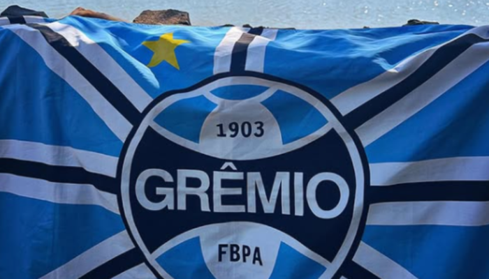 Grêmio anuncia Filip Krovinović, meia croata com passagens por Benfica e futebol inglês