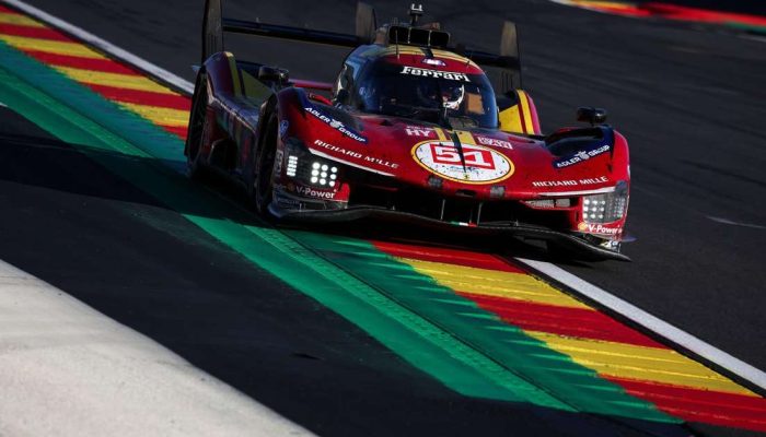 Divulga&ccedil;&atilde;o / Ferrari