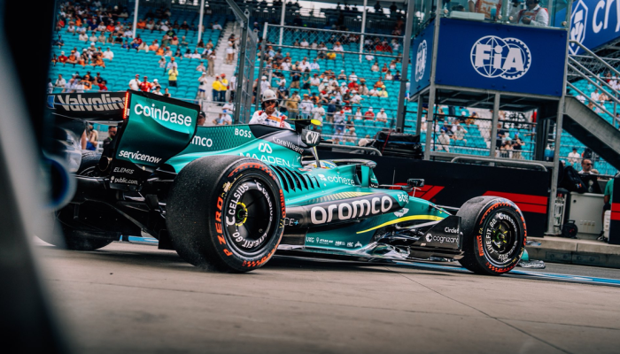 Aston Martin F1 / Reprodu&ccedil;&atilde;o