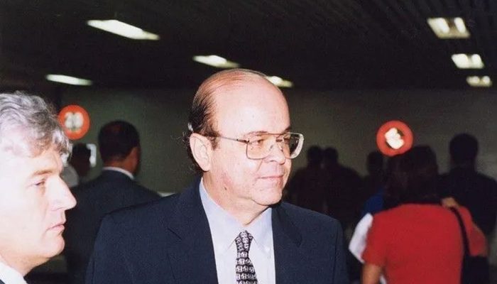 meio de um comunicado da família. A unidade de saúde não informou a causa. “É co