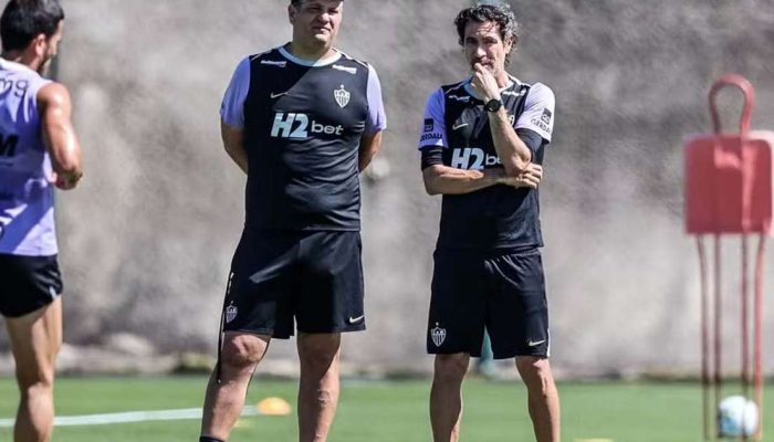 Fotos: Pedro Souza / Atl&eacute;tico - Legenda: Jogadores despertam d&uacute;vidas na cabe&ccedil;a do t&eacute;cnico Eduardo Dom&iacute;nguez Foto: Jogada10
