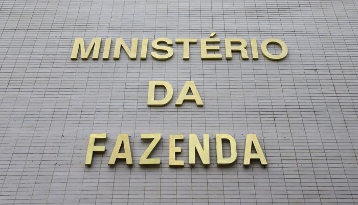 mais prazo de adaptação. A norma determina que bancos e instituições financeiras
