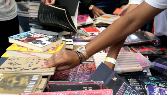 ânea, formação de leitores e desenvolvimento cultural local. Nesta edição do eve