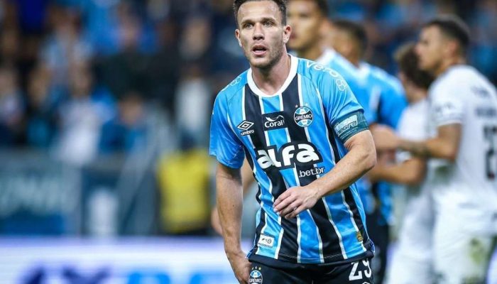 Lucas Uebel/Gr&ecirc;mio / Porto Alegre 24 horas