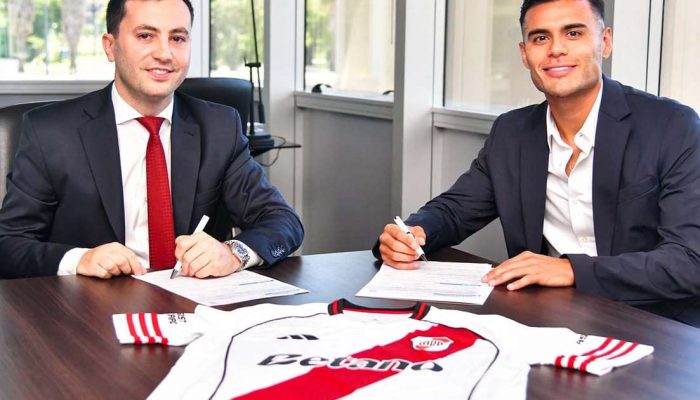 Fausto Vera est&aacute; emprestado ao River Plate at&eacute; o fim do ano &ndash; Foto: Divulga&ccedil;&atilde;o / River Plate / Jogada10