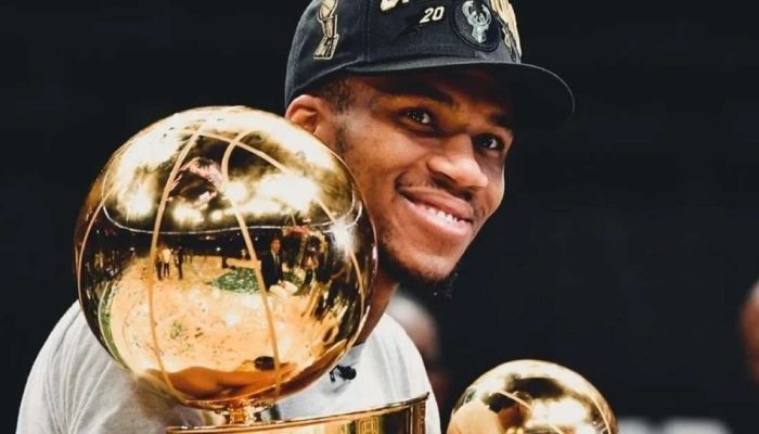 Redes Sociais/Milwaukee Bucks / Esporte News Mundo