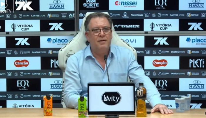 Marcelo Teixeira busca quitar as pend&ecirc;ncias com os jogadores do Santos antes da retomada da temporada &ndash;