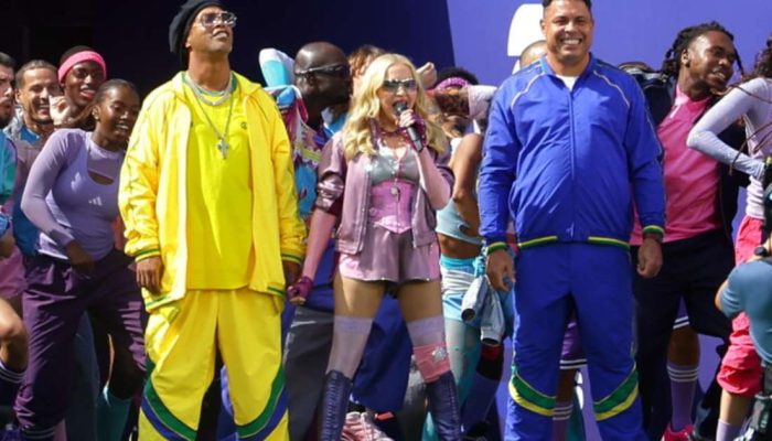 Fenômeno e Bruxo ao lado da Rainha: Madonna, Ronaldo e Ronaldinho marcam Copa com show inovador