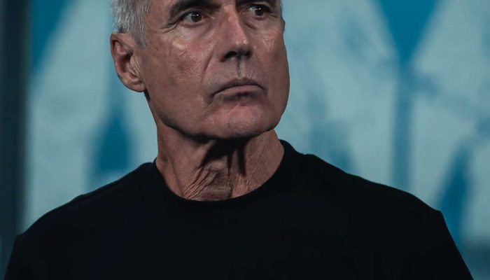 Luís Castro rechaça saída do Grêmio e critica especulações sobre seu futuro