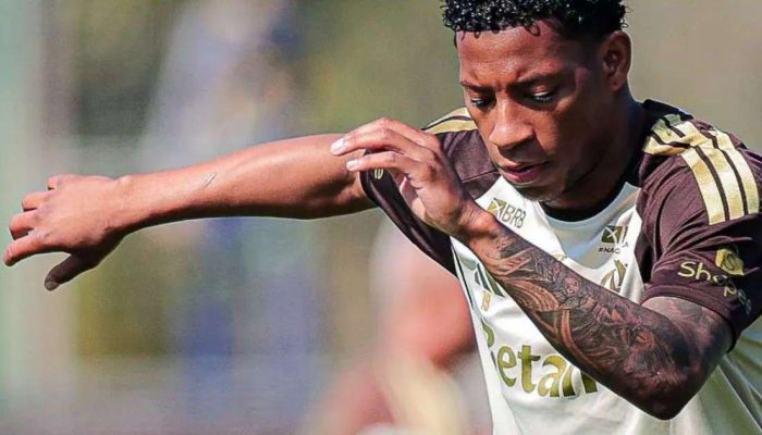 Recuperação de Gonzalo Plata pode ser trunfo do Flamengo contra o Vitória no Brasileirão