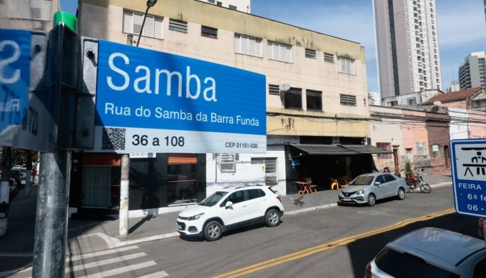 Rua do Samba na Barra Funda celebra a memória e o legado cultural do gênero em São Paulo