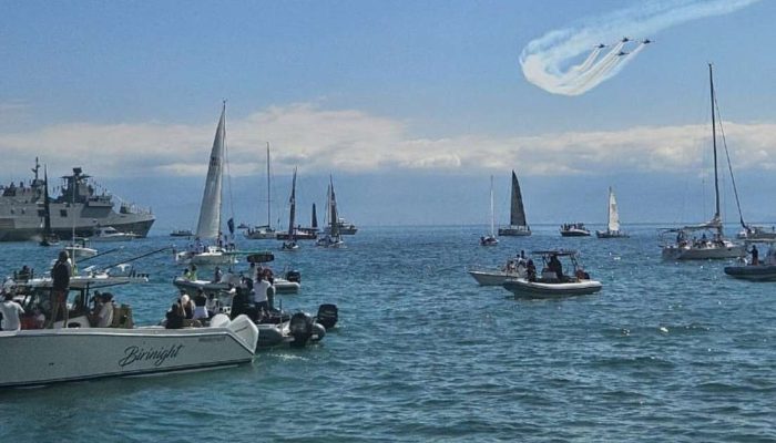 Semana de Vela Ilhabela: Abertura da 53ª edição encanta com desfile e Esquadrilha da Fumaça