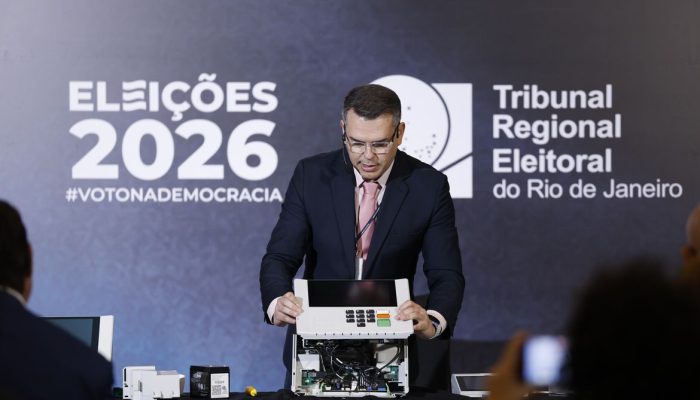 Tre-rj abre urna eletrônica ao público e reforça segurança do voto
