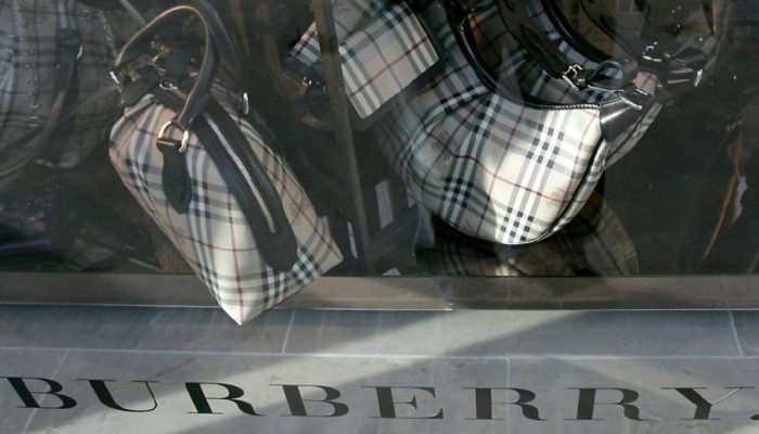 União Europeia proíbe destruição de produtos não vendidos e desafia exclusividade das marcas de luxo