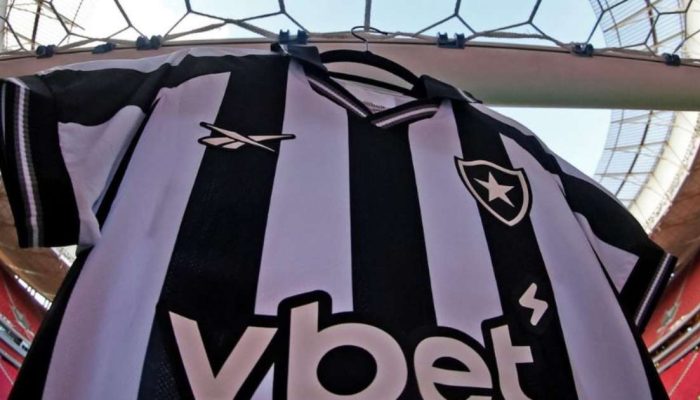 Volante Danilo, do Botafogo, pode rumar à Atalanta com proposta formal iminente